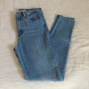 Ladies Levi’s Mile High Super Skinny Jeans size 27